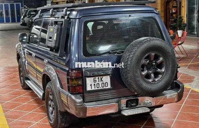 Mitsubishi Pajero V43 1998 Xám