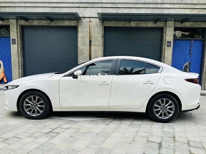 Mazda Mazda 3 Premium 2020 Trắng 75000 km