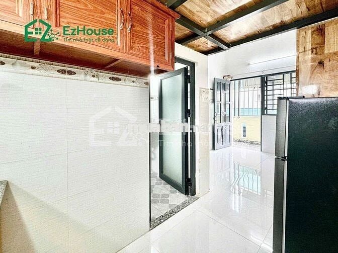 PHÒNG TRỌ CÓ GÁC CÓ BAN CÔNG MỚI TINH GIÁ RẺ THOÁNG NGAY BỐN XÃ