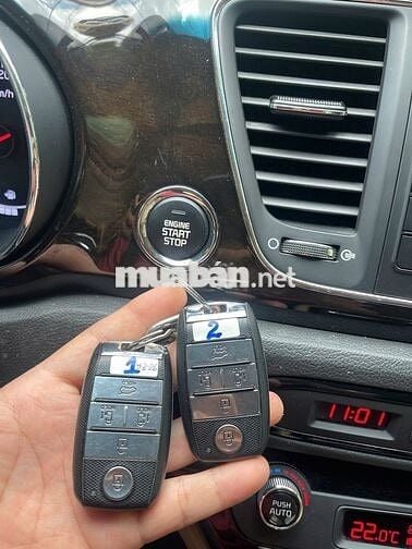 Kia Grand Sedona Platinum G26.713 km như mới