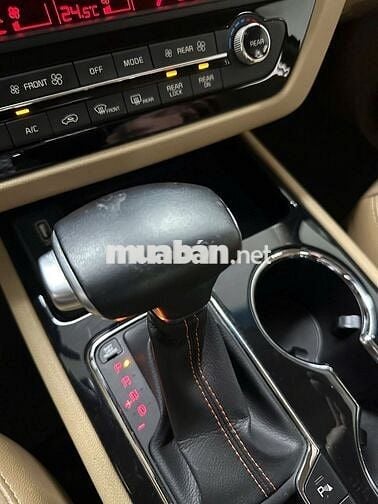 Kia Grand Sedona Platinum G26.713 km như mới
