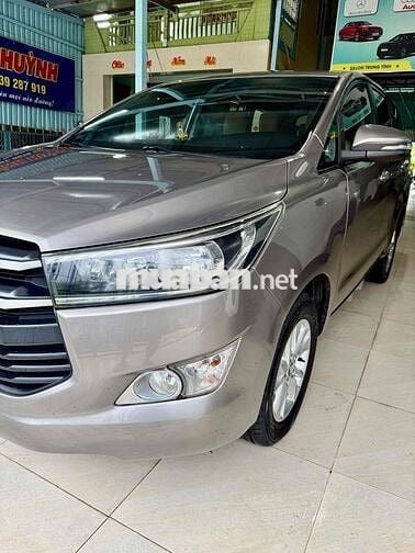 Toyota Innova 2018 E MT Số sàn Nâu vàng 106k km