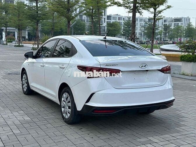 Hyundai Accent 2023 Số sàn 55000 km Trắng