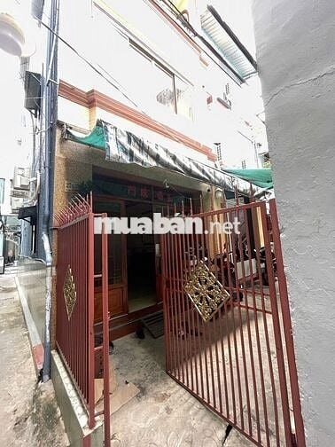 Phòng trọ full nội thất, trung tâm Quận 3, toilet riêng.