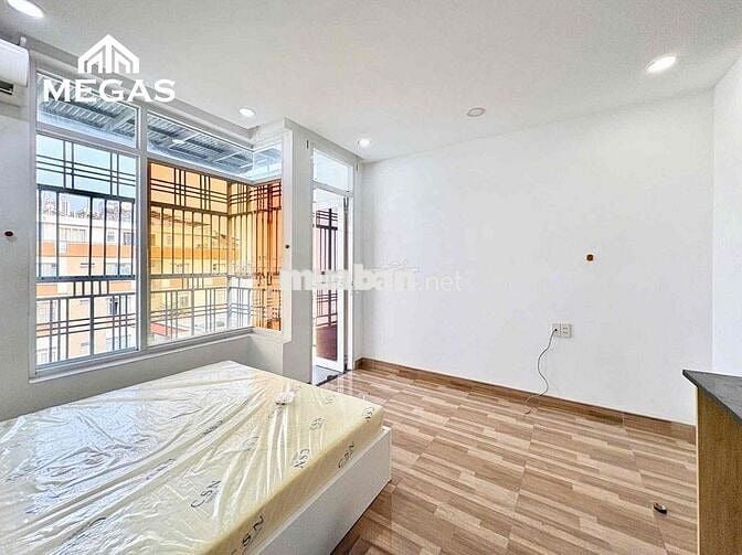 STUDIO BAN CÔNG - TRUNG TÂM Q7 - KẾ LOTTE TDTU RMIT