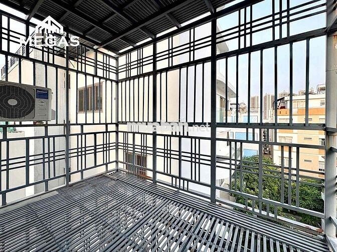STUDIO BAN CÔNG - TRUNG TÂM Q7 - KẾ LOTTE TDTU RMIT