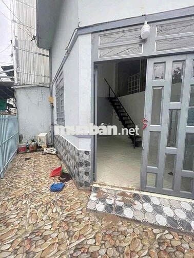 Nhà trệt lửng 02phòng góc KDC Thành Công 7-13 Ql91B