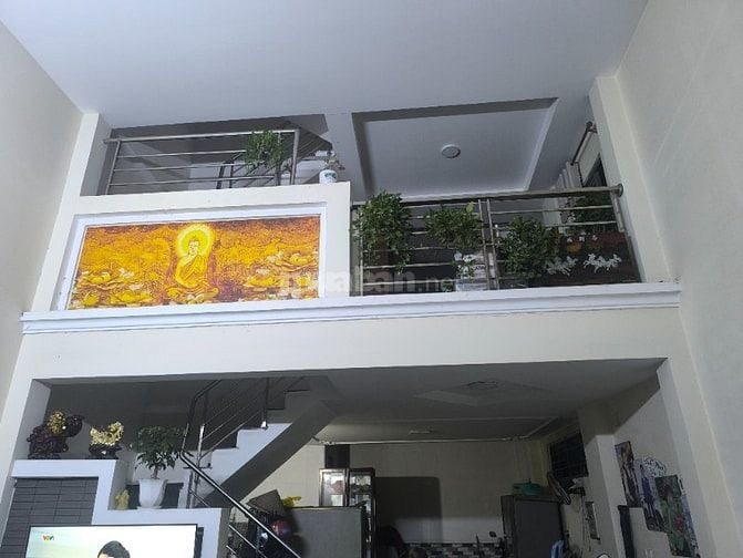 Bán nhà quận 12 4 tầng, thông thoáng 
