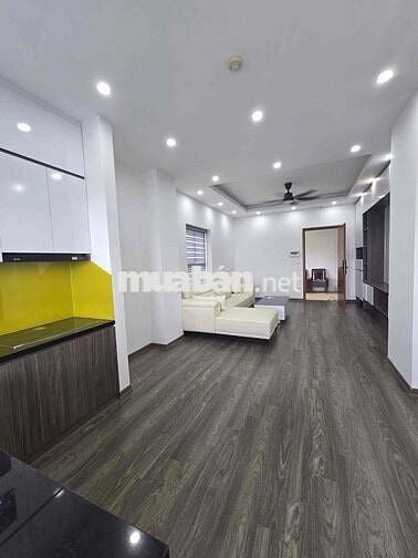 Căn chung cư Tòa A2 - 460 Khương Đình, lô góc, DT 66m2, 2 ngủ.