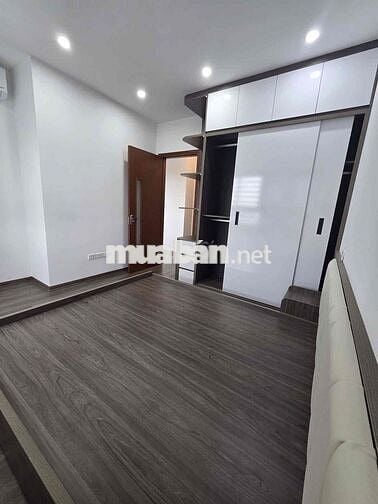 Căn chung cư Tòa A2 - 460 Khương Đình, lô góc, DT 66m2, 2 ngủ.