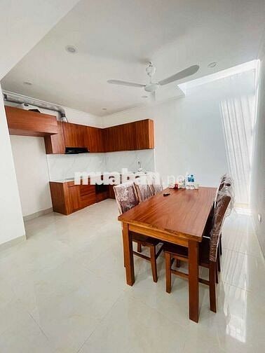 🏡 Nhà Ngọc Thụy Đẹp Lung Linh – Ô Tô Qua Cửa – Chỉ 8 Triệu/Tháng!