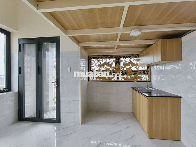 DUPLEX BAN CÔNG FULL NỘI THẤT THANG MÁY NGAY VẠN PHÚC CITY