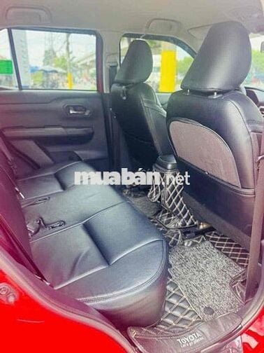 Toyota Raize 2022 màu Đỏ