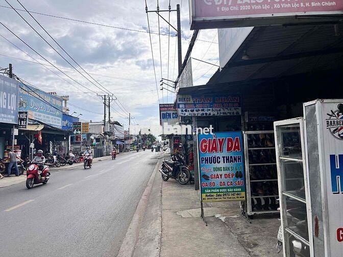 Sang nhượng mặt bằng tiệm tóc nam