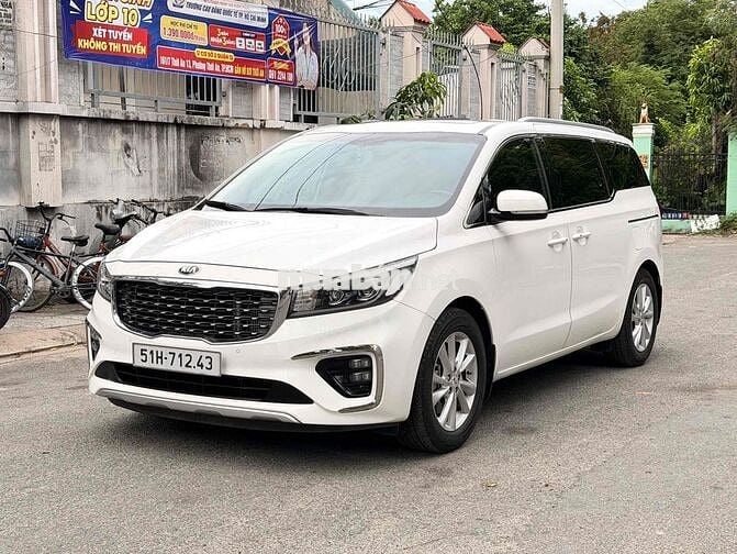 KIA Sedona 2.2 DATH full dầu