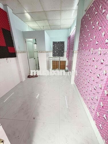 Nhà 3x4m (1Lầu Đúc - 2WC) Hẻm 2,5m Thông. 1/ Công Chúa Ngọc Hân. Q11