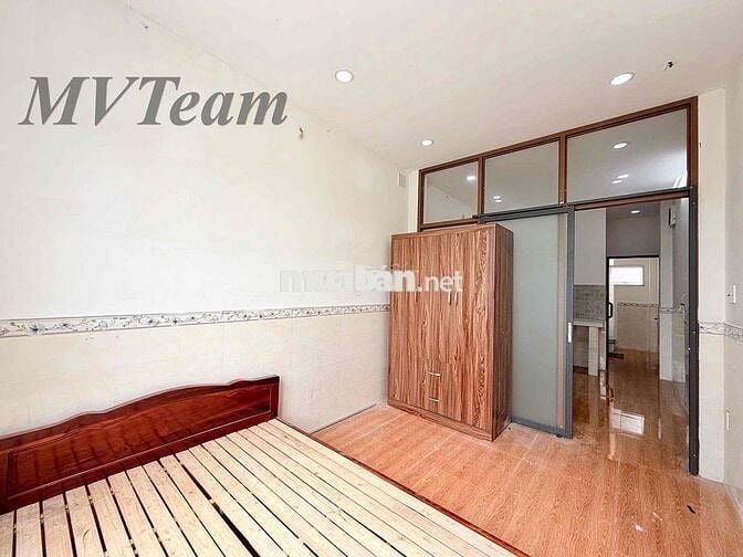Cho Thuê 1PN Tách Bếp - 35m2 Rộng Thoáng - Mặt Tiền Đường Hoàng Sa