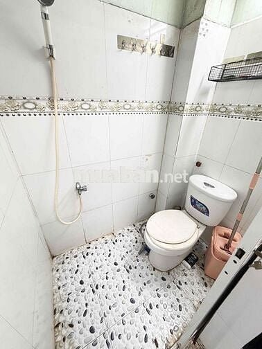 Nhà 3x4m (1Lầu Đúc - 2WC) Hẻm 2,5m Thông. 1/ Công Chúa Ngọc Hân. Q11