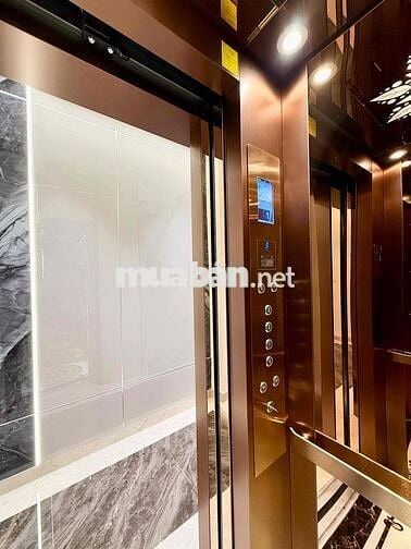 Nhà 4 tầng,thang máy 500kg.541/77 Huỳnh Văn Bánh Phường Phú Nhuận