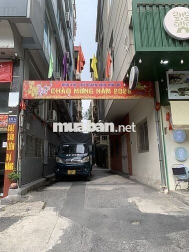 Cho thuê nhà nguyên căn phố Trung Kính - ngõ oto
