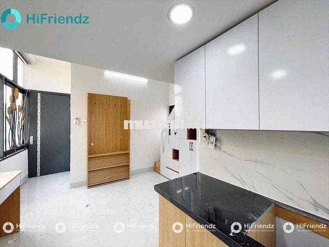Phòng Gác Rộng Thoáng, Sát Bên Văn Lang, Ở Được 3 Người