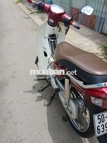 Honda Super Dream Bản kỷ niệm Đỏ 13000 km