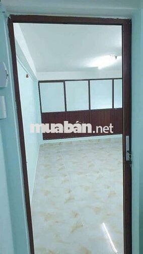 nhà Q5 gânc BV Nguyễn Trãi , giá 15tr TL