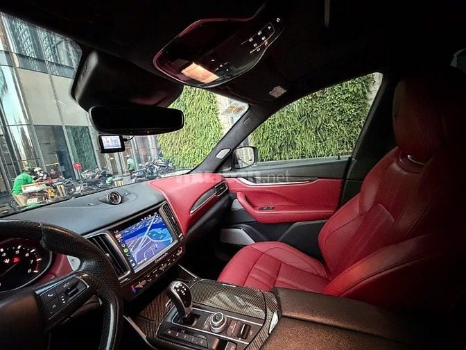 MASERATI LEVANTE S 430HP – XE DOANH NHÂN NÔI TIẾNG,CẦN BÁN GẤP
