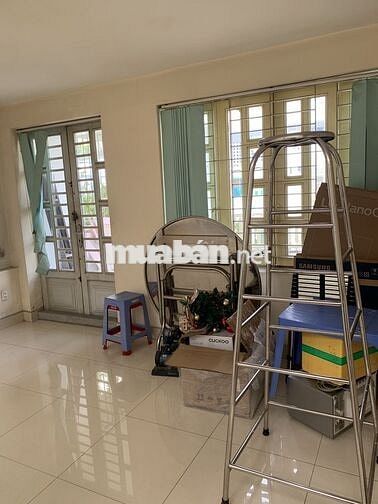Chính chủ bán căn nhà khu Tên Lửa,đường số 13