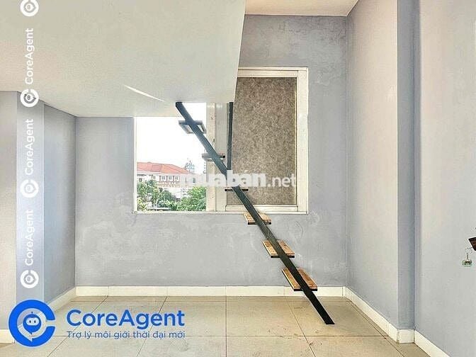 BAN CÔNG - CỬA SỔ TRỜI - SẴN MÁY LẠNH - GIÁ RẺ - GÁC CAO PHÒNG RỘNG ‼️