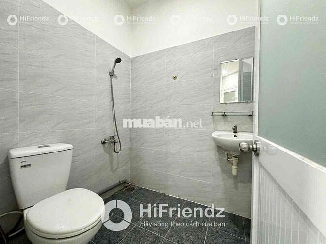 PHÒNG FULL NỘI THẤT CỬA SỔ TRỜI NGAY ĐH VĂN HIẾN