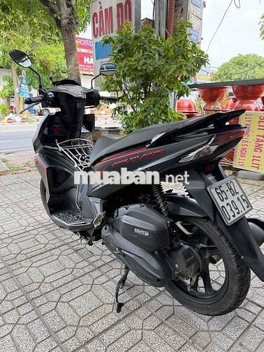 Honda Airblade 2017 chính chủ zin ngon