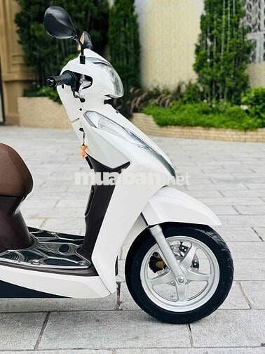 Honda Lead 125fi 2017 Trắng sơn máy zin 100%