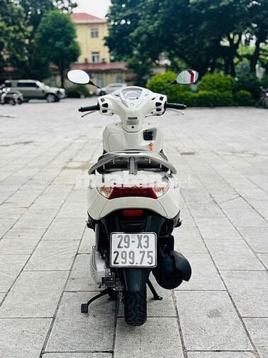 Honda Lead 125fi 2017 Trắng sơn máy zin 100%