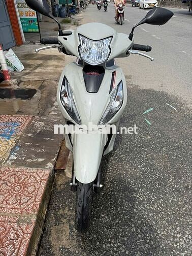 Honda Vision 2025 Xám 1617 km