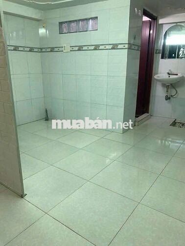 Nhà 4 triêụ có 2 PN gần công viên Lưu Hữu Phước 