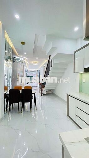nhỉnh 4 tỷ nhà dtsd 75 m2 3pn giáp Quận 6 Quận 11 và Quận tân phú