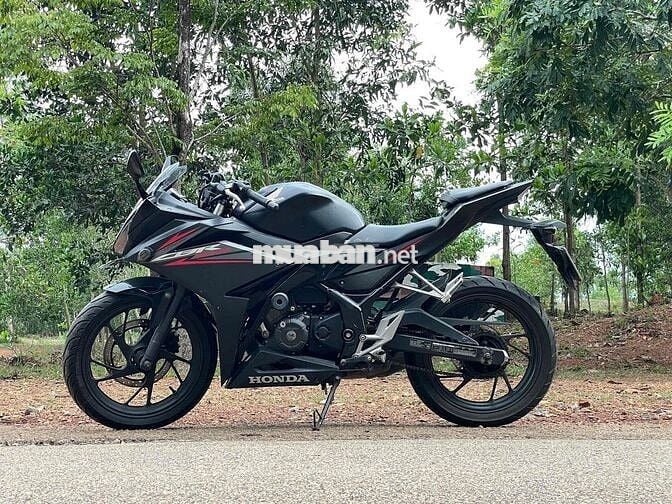 Honda CBR150R Đen 35.138 km