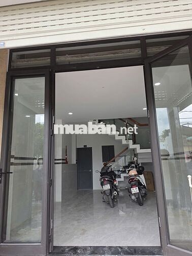 Tòa CHDV vip - nhà 4 tầng - 8PN 8WC - full nội thất