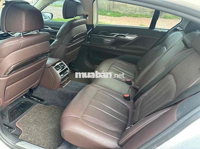 BMW 730Li 2018 Trắng Tự động 8 cấp