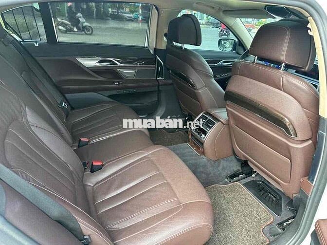 BMW 730Li 2018 Trắng Tự động 8 cấp