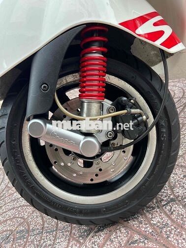 Piaggio Vespa GTS 125 Super 2013 Trắng 13.300 km
