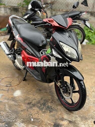 Yamaha Novo 4 Tự động Đen, Đỏ