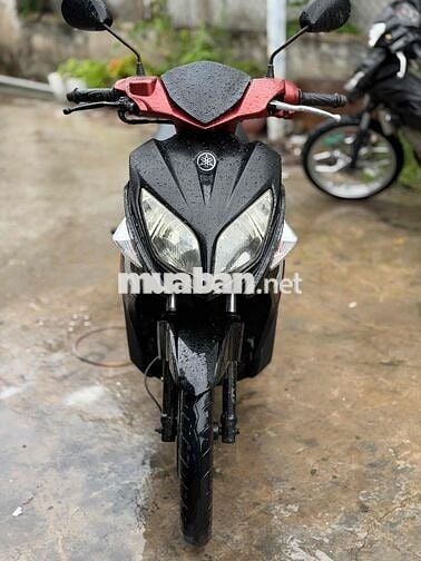 Yamaha Novo 4 Tự động Đen, Đỏ
