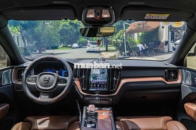 Volvo XC60 Ultra 2025 Xám 3.000 Km