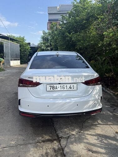 Hyundai Accent 2023 Số sàn 24.000 km Trắng