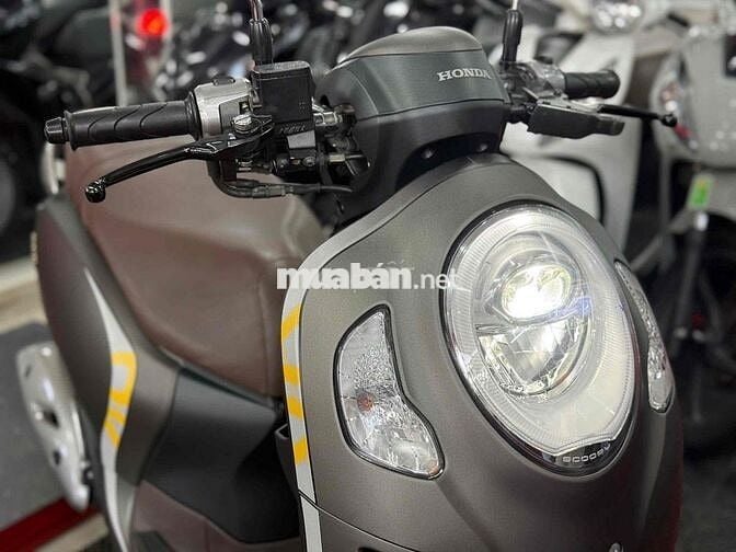 💥Scoopy 2022 BSTP Chính Chủ xe đẹp giá tốt💥