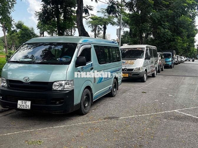 Toyota Hiace 2009 Dầu 6 chỗ 900kg Xanh ngọc