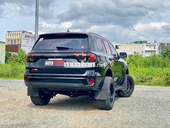 Ford Everest 2024 Đen