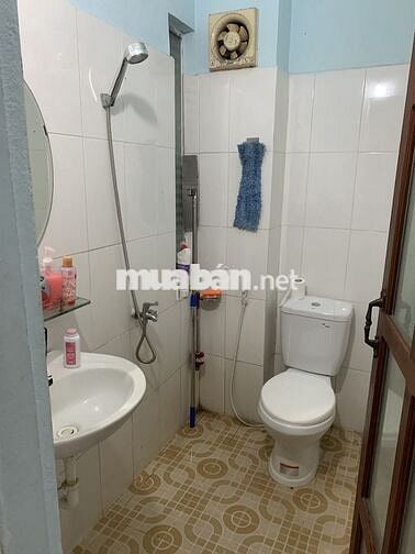 Chính chủ cho thuê nhà kiệt 304/4 Nguyễn Hoàng, phường Vĩnh Trung